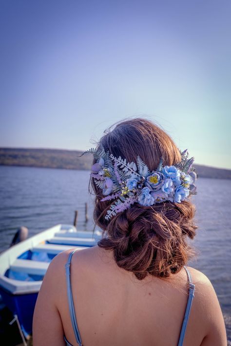 Wreath Boutonniere, Wedding Hairstyles Blue Flowers, Blue Flowers In Hair Wedding, Butterfly Wedding Hair Piece With Blue, Blue Bridal Hair Clip, Blue Flower Hair Clip, Rose Lavender, Soft Beauty, Hand Flowers