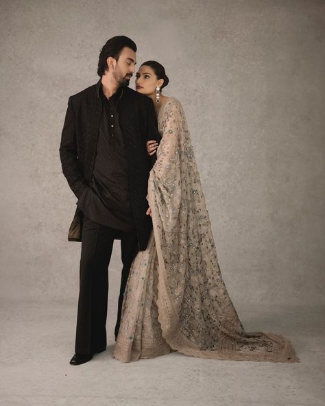 Who Wore What To The Ambani Wedding | WedMeGood Best Couple Poses, Ambani Wedding, Court Marriage, Best Indian Wedding Dresses, Engagement Lehenga, Athiya Shetty, Marriage Ideas, Kl Rahul, Wedding Photo Album