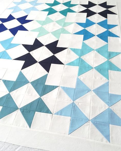 Blue monochromatic star quilt by sweetfeetstitches Blue And White Quilts, Monochromatic Quilt, Quilt Stars, Two Color Quilts, White Quilts, Solid Quilt, Half Square Triangle Quilts, Patchwork Quilt Patterns, Star Blocks