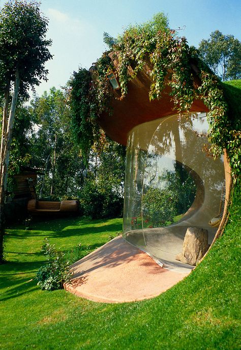 Organic House Design, Silo House, Organic House, Hillside Landscaping, Underground Homes, Open Living, Cob House, Hobbit House, Earth Homes