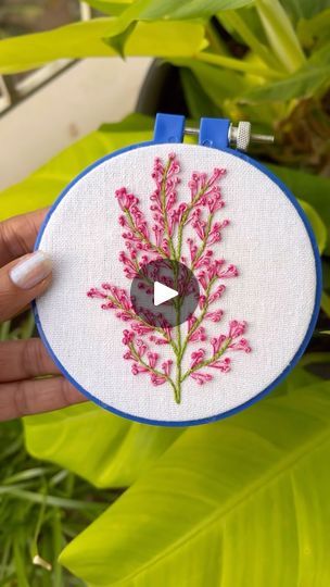 Hand Embroidery Stem Stitch, Pistil Stitch Embroidery Designs, Long French Knot Embroidery Designs, Stem Stitch Embroidery Design, French Knot Embroidery Designs, Whipped Back Stitch, Pistil Stitch, Embroidery Stem Stitch, Knot Stitch