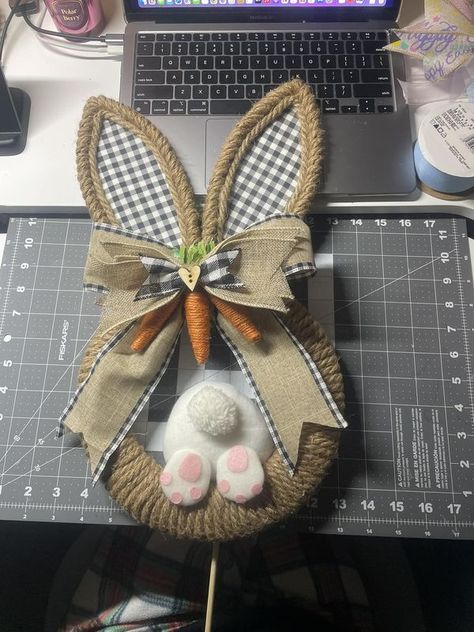 💲Dollar Tree Fanatics Crafts & Decor💲 | I am loving this site for ideas and helping me bring out my creativity, here’s my version of the wire bunny wreath from the DT🧵🧶 | Facebook Wire Bunny Wreath, Bunny Head Wreath, Wire Bunny, Dollar Tree Easter Crafts, Easter Wreath Diy, Rabbit Head, Bunny Head, Head Wreath, Crafts Decor