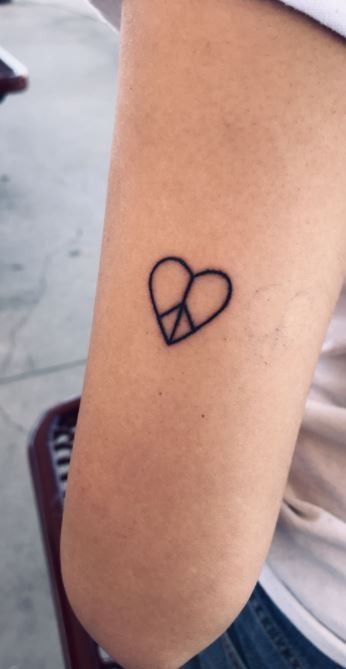 Heart Peace Tattoo, Heart With Peace Sign Tattoo, Symbols Of Peace Tattoo, Peace Heart Tattoo, Heart Peace Sign Tattoo, Peace Love Happiness Tattoo, Peace Love Tattoo, Peace Tattoos For Women, Peace And Love Tattoo