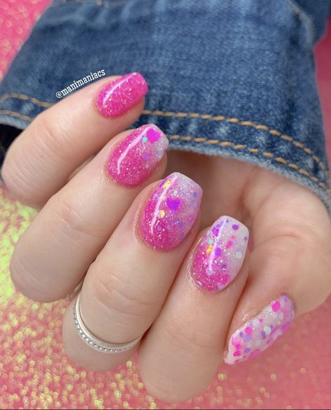 Short Dipped Nails, Dipped Nails Ideas, Nails Dipped, Nails Popular, Fun Nail Ideas, Gel Nail Ideas, Nail Aesthetic, Summer Nails Ideas, Fun Dip