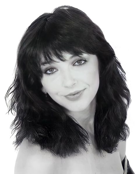 Kate Bush Babooshka, Queen Kate, Kate Bush, Women In Music, Female Singers, Female Artists, New Hair, Hair Inspo, A Black