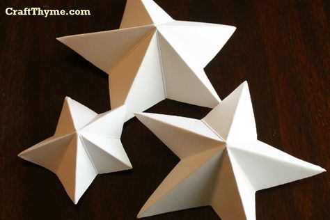 Easy Origami Star, Folded Paper Stars, 3d Paper Star, How To Make Origami, 3d Star, Stars Craft, Origami Stars, D Craft, Paper Stars