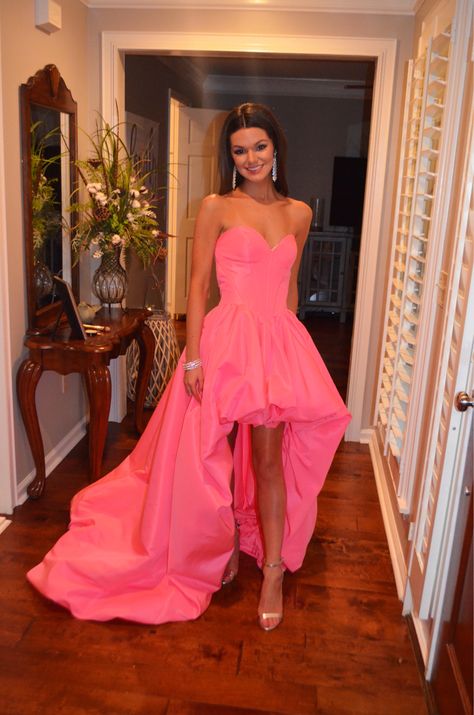 Preppy Prom Dresses Long, Prom Dresses Preppy, Prom Dress Preppy, Preppy Dresses Formal, Preppy Prom Dresses, Preppy Formal, Bat Mitzvah Dresses, Preppy Party, Preppy Prom