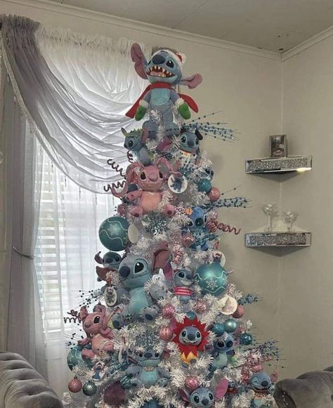 Christmas Tree Ideas Stitch, Stitch And Angel Christmas Tree, Stitch Theme Christmas Tree, Stitch Tree Christmas, Lilo And Stitch Christmas Tree Ideas, Stitch Christmas Tree Ideas, Disney Inspired Christmas Tree, Lilo And Stitch Christmas Tree, Stitch Xmas Tree