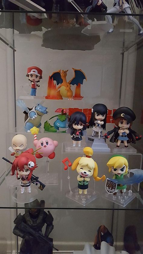 Nendoroid Display, Nendoroid Collection, Toy Collection Display, Collection Displays, Out Of Space, Anime Room, Cabinet Ideas, Displaying Collections, Display Cabinet