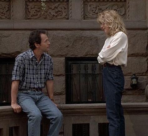 Harry And Sally, Nora Ephron, When Harry Met Sally, Fall Style Guide, Meg Ryan, I Love Cinema, Jairzinho, Two People, Aesthetic Movies