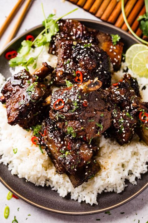 Oven Braised Short Ribs, Short Ribs Dutch Oven, Short Ribs In Oven, Short Rib Recipes Oven, Korean Beef Short Ribs, Ribs Recipe Oven, Korean Short Ribs, Braised Short Ribs Recipe, Beef Short Rib Recipes