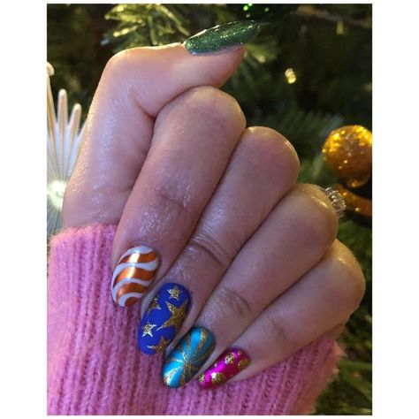 Whimsical Christmas Nails, Colourful Christmas Nails, Colorful Christmas Nails, Funky Christmas Nails, Christmas Inspo, Gold And Green, Nails 2024, Whimsical Christmas, Xmas Nails