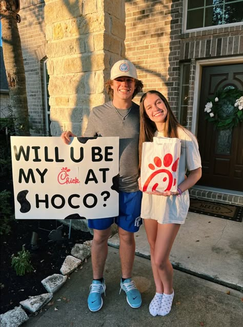 Hoco Chick Fil A, Ice Spice Hoco Proposal, Chic Fil A Hoco Proposal, Corny Hoco Signs, Chick Fil A Homecoming Proposal Ideas, Cringe Hoco Proposals Ideas, Hoco Sign Ideas Funny, Squishmallow Hoco Proposal, Cute Hoco Asks