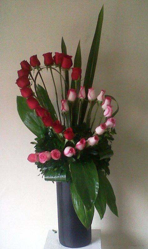 Valentine's Day Decor | Floral Arrangement Valentine Flower Arrangements, Dekoratívne Vence, Roses Valentines Day, Gladioli, Church Flowers, Rose Arrangements, Valentines Flowers, Trendy Flowers, Same Day Flower Delivery