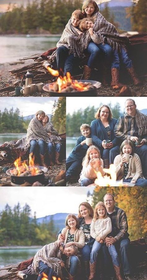 Campfire Pictures Photography, Bonfire Mini Session, Christmas Campfire Pictures, Campfire Family Pictures, Fall Family Campfire Photos, Family Photos Around Fire Pit, Campfire Mini Session, Bonfire Photoshoot Family, Bonfire Family Photos