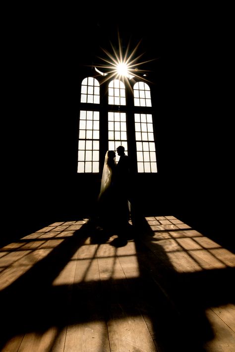 Wedding Photo Silhouette, Wedding Silhouette Photography, Wedding Car Deco, Pre Wedding Photoshoot Outfit, Unique Wedding Photography, Newly Wed, Wedding Silhouette, Cathedral Wedding, Dark Wedding