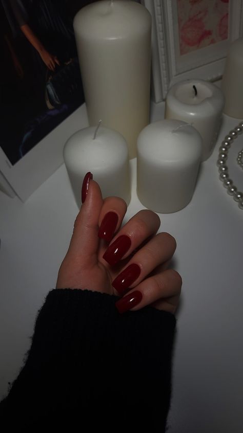 red nails, square nails, nails , manicure, old money style Old Money Red Nails, Winter Nails Square, Square Red Nails, Red Nails Square, Square Oval Nails, Nail Paint Shades, Dark Red Nails, Solid Color Nails, Red Manicure