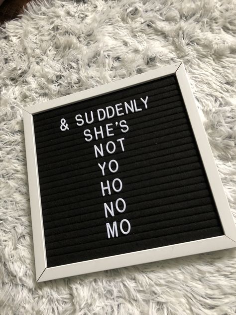 Dorm Room Letter Board Ideas, Things To Put On Letter Boards, Western Letter Board Quotes, College Letter Board Quotes, Bedroom Letter Board Quotes, Letter Board Ideas Bedroom, Aesthetic Letter Board, Letter Board Quotes Inspirational, Message Board Ideas