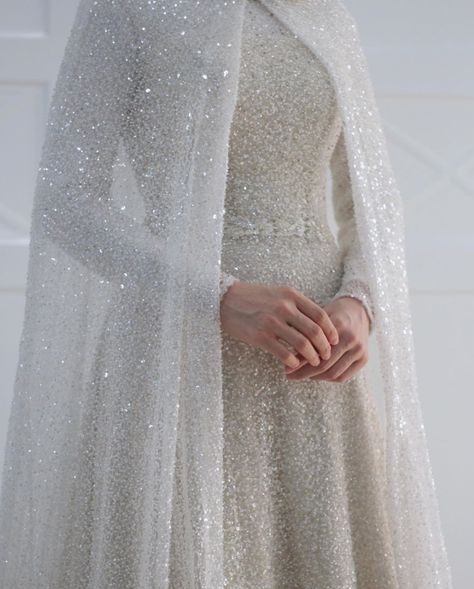 Bridal Hijab Styles, Muslim Wedding Gown, Simple Elegant Wedding Dress, Nikah Outfit, Muslimah Wedding Dress, Nikah Dress, Muslimah Wedding, Glitter Wedding Dress, Hijab Wedding Dresses