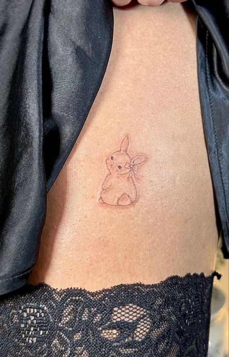 Bunny Tattoo Small, Aesthetic Tattoo Ideas, Bunny Tattoo, 20 Aesthetic, Bunny Tattoos, Petite Tattoos, Cute Little Tattoos, Cute Tiny Tattoos, Discreet Tattoos