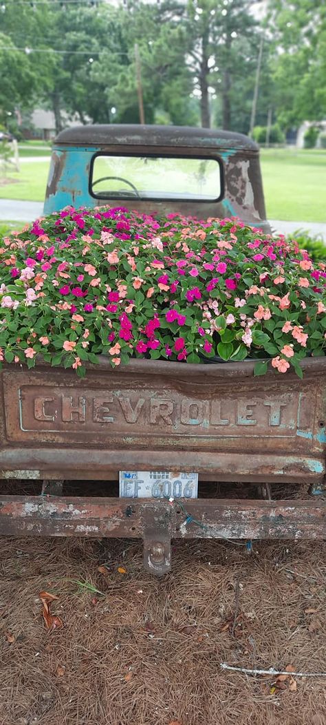 Truck Flower Bed, 57 Chevy Trucks, Flower Truck, Old Truck, Primitive Decor, Flower Bed, Truck Bed, Old Trucks, Primitive Decorating