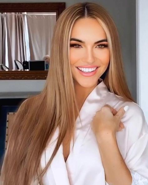 Chrishell Hair Color, Crishell Selling Sunset, Chrishelle Stause Hair Color, Selling Sunset Chrishell Hair, Crishell Hair Color, Chriselle Selling Sunset Hair, Crishelle Strauss Hair, Crishell Hair, Chrishell Stause Hair Color