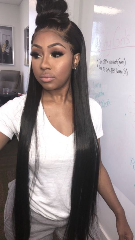 half up half down hair styling Weaves For Black Women, Half Up Half Down Wig, Bougie Hair, Frontal Ponytail, Frontal Hairstyles, Hair Laid, Blonde Bob, Half Up Half Down, Hair Bundles