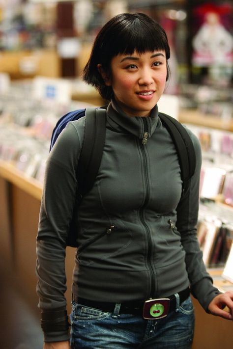 Actress Ellen Wong (Scott Pilgrim vs. the World) was born in Scarborough, Ontario. #Scarborough Scott Pilgrim Vs The World Knives, Ellen Wong, Scott Pilgrim Movie, Knives Chau, Pilgrim Costume, Bryan Lee O Malley, Scott Pilgrim Vs The World, Cool Pocket Knives, Scott Pilgrim Comic