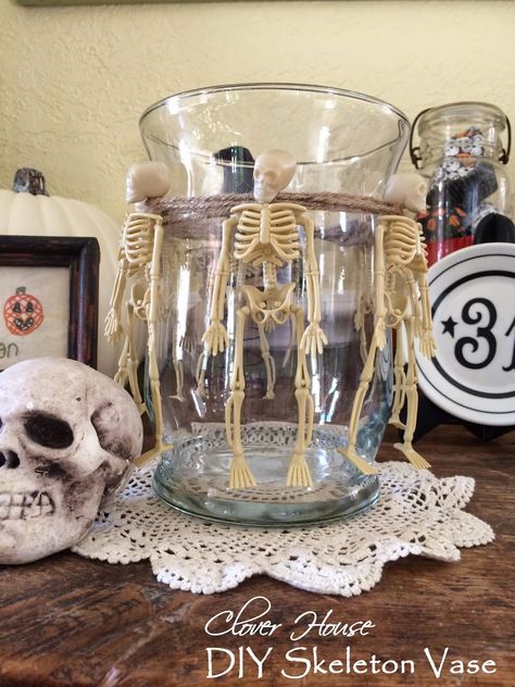 Clover House: DIY Skeleton Vase Skeleton Vase, Giant Vase, Diy Skeleton, Halloween Vase, Its Too Late, Last Halloween, Small Glass Vases, Vase Crafts, Fall Deco