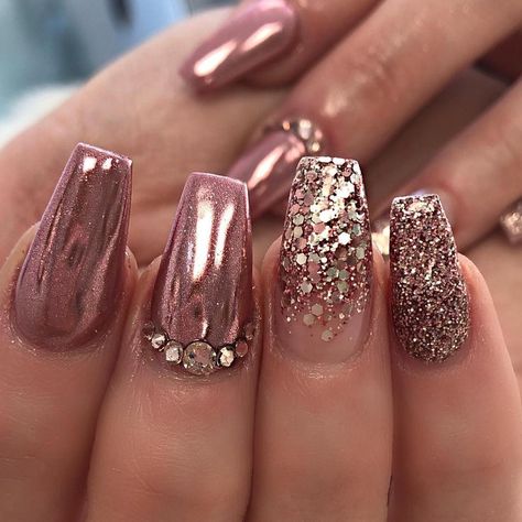 Rose Gold Nail Designs Sparkle, Nail Art Designs For Engagement Bride, Peach And Gold Nail Designs, Bridal Nail Extensions Brides, Nail Extensions For Bride, Nails For Diwali, Wedding Nail Art Design For Bride, Wedding Nails Indian, Nail Extension Designs For Wedding