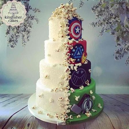 Avengers Wedding, Superhero Wedding Cake, Comic Wedding, Marvel Wedding, Nerd Wedding, Superhero Wedding, Marvel Cake, Cake Wrecks, Marvel And Dc