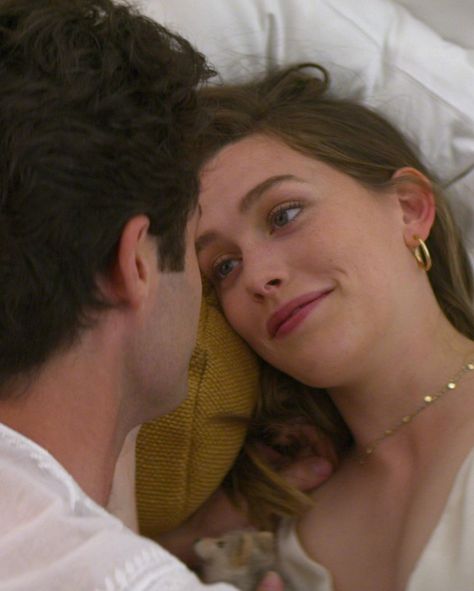 Joe and Love You Aesthetic Tv Show, Love Quinn, Jake And Amy, Cristino Ronaldo, Penn Badgley, Aaron Taylor, Sports Marketing, Couples Vibe, Movie Couples