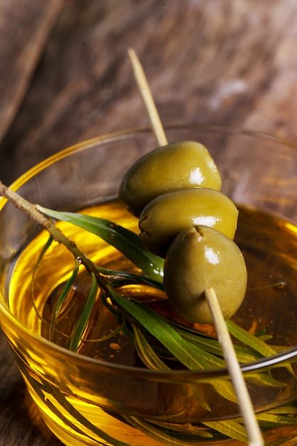 Olive Oil Photography, Olives Photography, Greek Market, Olive Oil Brands, Olive Photography, Japanese Photography, First Thing In The Morning, Lack Of Energy, Wine Art