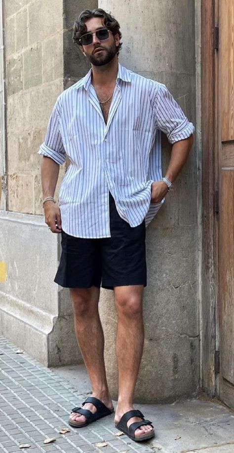 Mens California Style Summer, Pool Party Outfit For Men, Men’s Birkenstocks Outfit, Men Birkenstock Outfit, Birkenstock Outfit Men, Best Shorts For Men, Shorts Outfit Men, Mens Vacation Outfits, Male Sandals