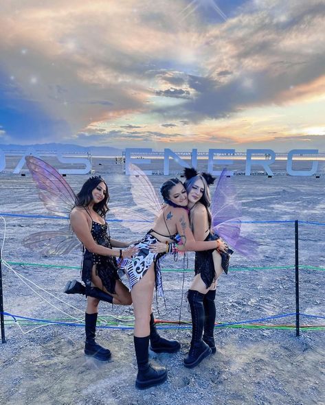 🧚🏼‍♀️🧚🏼‍♀️🧚🏼‍♀️ a little fairy dust ✨✨✨ and Demonia Emily-375 & Slacker-200 go a long way 🤲. Grab your festies and head to DemoniaCult.com 🖤💀 📸: @littllebamboo @izzynish @destinyolsenn •••••••••••••••••••• #DemoniaCult #ShowYourDemonia #ShoeGameStrong #Since1999 ⛓️ ⛓️ ⛓️ ⛓️ ⛓️ ⛓️ ⛓️ ⛓️ #demoniashoes #demoniaboots #overthekneeboots #veganleather #fauxleather #goth #gothgoth #gothstyle #gothgirl #gothfashion #gothshoes #gothboots #fakeleather #goth #punk #deathrock #grunge #90svibes #90sfashi... Goth Best Friends Aesthetic, Gravedigger Demonia, Demonia Collection, Goth Swimwear Fairy Faceclaims, Goths In Graveyards, Demonia Boots, Goth Boots, Demonia Shoes, Goth Shoes