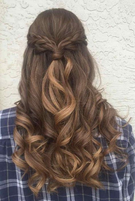 Pretty Bridal Half up half down ,wedding hairstyle ideas #updos #halfuphalfdownhairstyle #bridalhair #hairstyleidea #halfup #upstyle チョコレートブラウン ヘアカラー, Random Hairstyles, Half Pony Hairstyles, Updos Hairstyles, Brown Curls, Chocolate Brown Hair Color, Chocolate Hair, Chocolate Brown Hair, Trendy Wedding Hairstyles