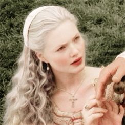 Borgia Aesthetic, 1400s Fashion, Daena Targaryen, Elisabeth Kübler-ross, The Borgia, Holliday Grainger, Lucrezia Borgia, Dragon Names, Copper Dragon