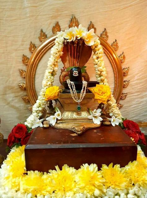 Small Shivling Decoration At Home, Shiv Mandir At Home, Shivudu God Photos, Shivji Wallpapers Hd Wallpaper, Shivparvati Images, Mahadev Images, God Sivan, Ganesh Chaturthi Decoration, Saraswati Goddess