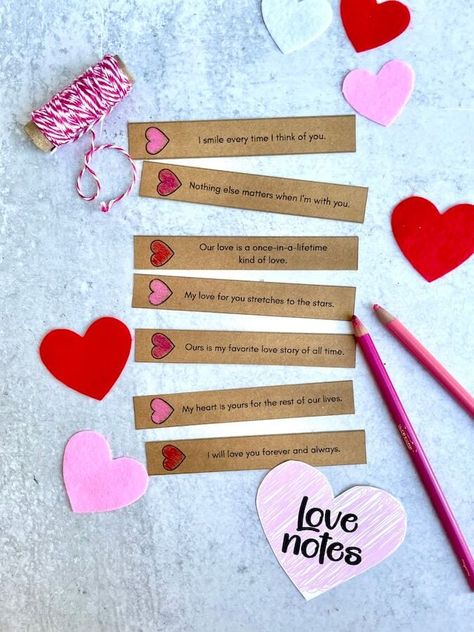 Cute Gift Ideas For Husband, Love Jars For Boyfriend, Valentines Jars Ideas Notes, Mason Jar Love Notes Ideas, Quote Jar For Boyfriend, Pill Bottle Love Notes, Easy Bday Gifts For Boyfriend, Love Notes Ideas For Him, Dairy Notes For Boyfriend