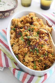 Aromatic Chicken Pilaf Chicken Pilaf Recipe, Chicken Pilaf, Pilaf Recipe, Desi Food, Biryani Recipe, Indian Dishes, Indian Recipes, Rice Dishes, Biryani