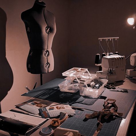 Tailor Aesthetic, Seamstress Aesthetic, Sunlight Aesthetic, Career Aesthetic, Sewing Aesthetic, Foto Aesthetic, Purple Lady, Cora Reilly, Fashion School