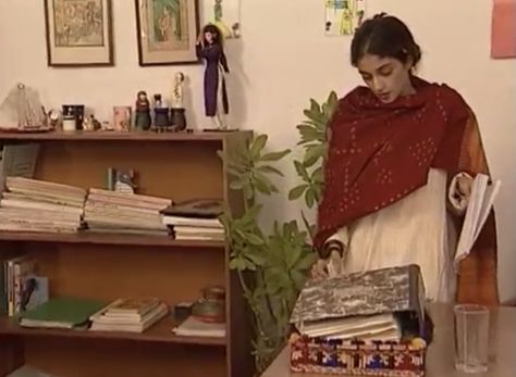 Desi Dark Academia Aesthetic, Nadia Jamil, Churi Sleeves, 20s Outfit, Maharashtrian Bride, South Asian Aesthetic, Nostalgia 2000s, 90s Memories, College Aesthetic