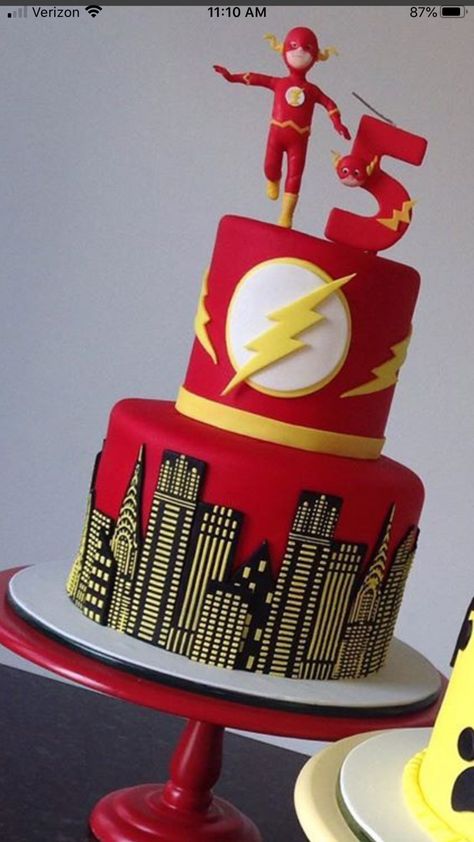 Flash Birthday Cake, Iron Man Birthday Party, Flash Cake, Iron Man Birthday, Superhero Birthday Cake, Bolo Fake, Superhero Theme, Superhero Birthday, Superhero Party