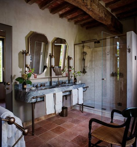 Castello di Reschio, Boutique Hotel in Umbria | Small Luxury Hotels of the World Boutique Hotels Interiors, Shower Cubicle, Heritage Hotel, Small Luxury Hotels, Umbria Italy, Italian Villa, Luxury Boutique Hotel, Hotel Interior, Stunning Interiors