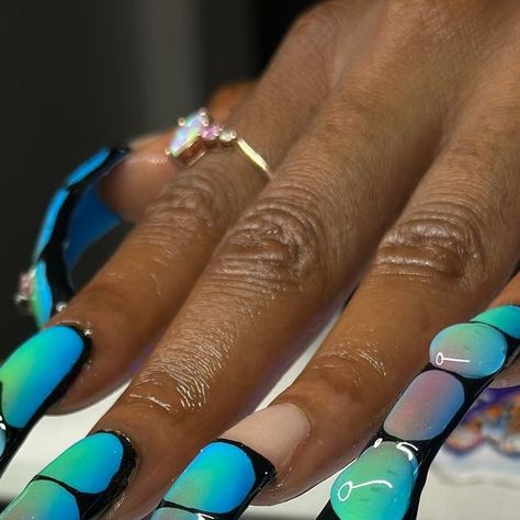 Sasha theCreator on Instagram: "ummmm i cant be stopped literally… mermaid tail duck nails🥱🧜‍♀️ •inspo: @nineluxenails •#motherofducks • • •#losangeles #la #lanails #lanailtechs #naildesign #flarenails #losangelesnailtech #nailofinstagram #nailoftiktok #mobilenailtech #ducktips #ducknails #mobilela#inglewoodnailtech #koreatownnailtech #blacknailtech #celebritynailtech #explorepage #explore #blackownedbusiness #mobilenailtech #atlnailtech #atlnails #atlducknail" Flare Nails, La Nails, Red Acrylic Nails, Duck Nails, Mermaid Nails, September 8, Nails Inspo, Mermaid Tail, Nail Tech