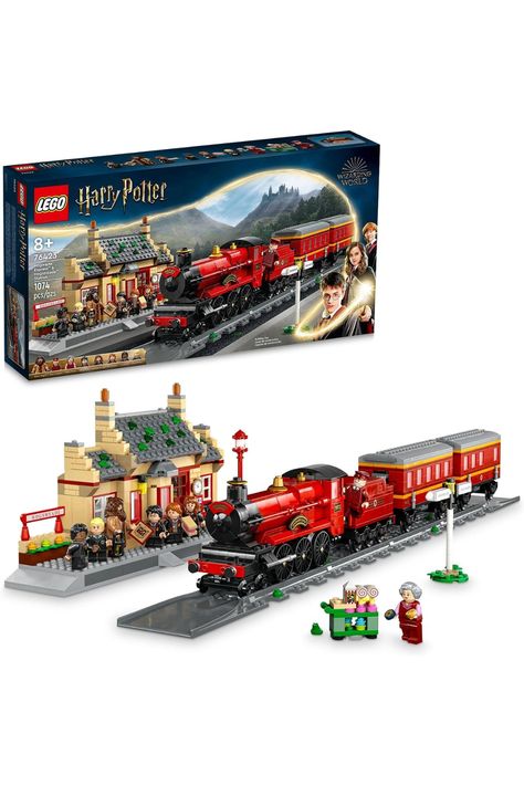 Lego Harry Potter Hogwarts Express & Hogsmeade Station Harry Potter Train, Harry Potter Hogwarts Express, Harry Potter Lego, Hogwarts Express Train, The Hogwarts Express, Harry Potter Toys, Lego Hogwarts, Ticket Office, Construction Lego