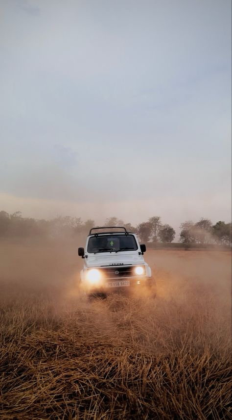 Police Car Indian, Suzuki Jimny Wallpaper, Wallpaper Cinematic, Indian Armed Forces, Special Forces Army, Men Haircut Curly Hair, Maruti Suzuki, Money Images, Haircut Curly