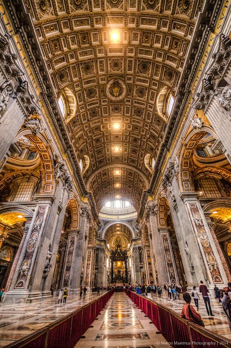 San Peter's Basilica San Peter, Peters Basilica, Abrahamic Religions, Rome Architecture, Royal Room, Vatican Museum, Honeymoon Trip, Catholic Churches, Travel Collage