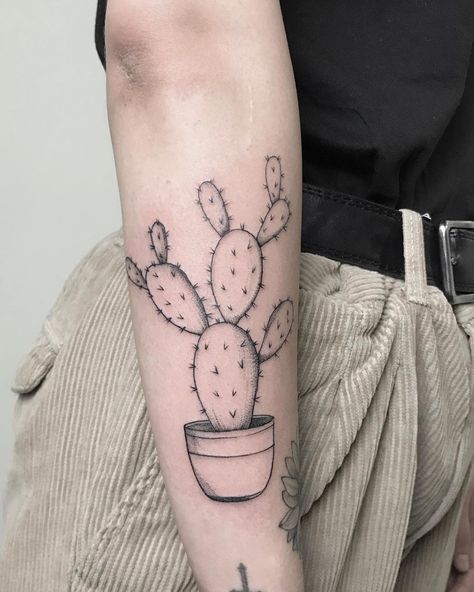 ✺ Light Opuntia ficus-indica ✺ ... Ficus Tattoos, Sicilia Tattoo, Opuntia Cactus, Cactus Tattoo, Feminine Tattoos, Geometric Tattoo, Fig, Tatting, Body Art