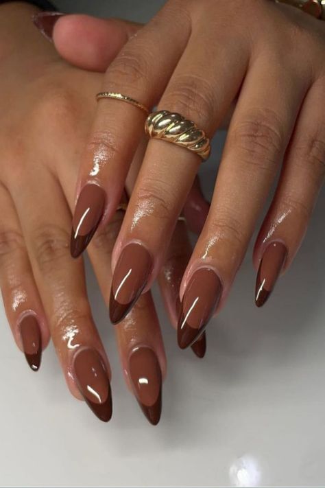 Square Acrylic Nails Designs Colorful, Short Autumn Nails 2023, September Nails 2023, Brown Fall Nails, Fly Nails, Short Stiletto, Almond Acrylic, Brown Nail, 2023 Nails